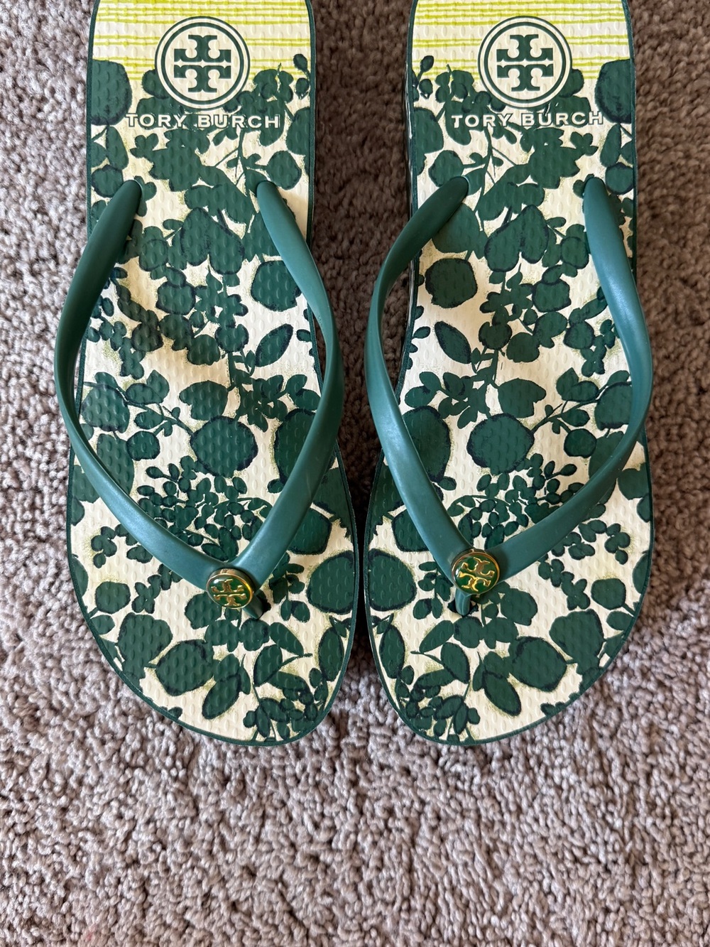 Tory Burch Green Floral Logo Thong Sandals with 1in wedge heel - Picture 2 of 10